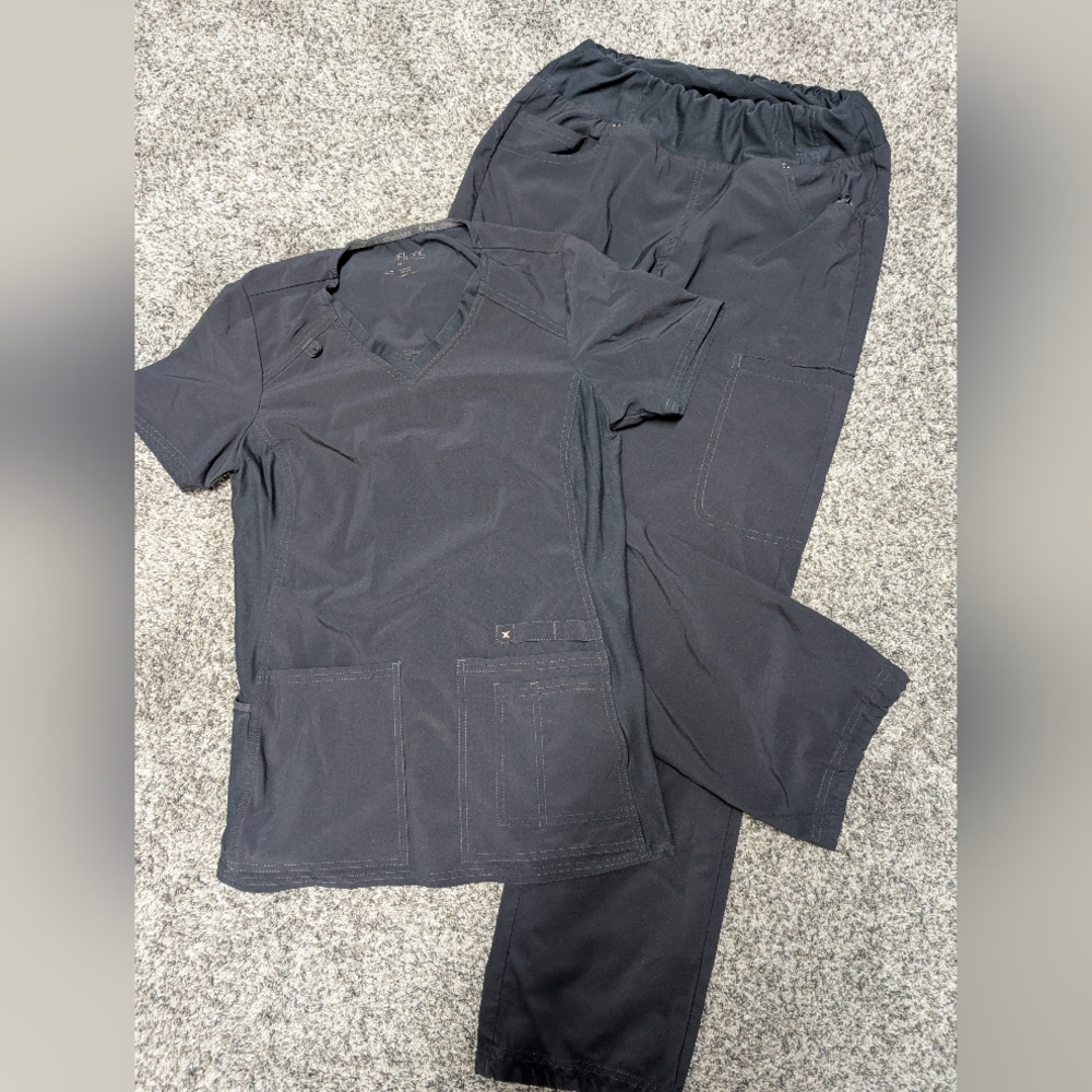Cherokee iflex scrub set size XS in grey